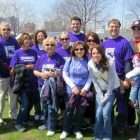 Family of 12-year pancreatic cancer survivor gather around her at 5K walk in Chicago